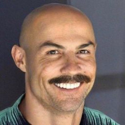 zLuccaS.'s Avatar