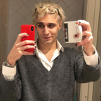 loryyilsupremo's Avatar'