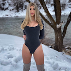 ina.mo's Avatar'