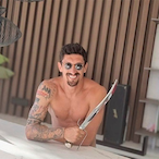 aleclamar's Avatar'