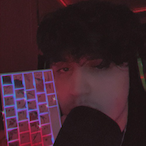 Moon-Fluff's Avatar'