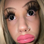 MonAmour's Avatar'